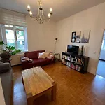 Geraeumiges 2-Raum-Apartment Mit Loggia