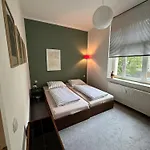 Geraeumiges 2-Raum-Apartment Mit Loggia